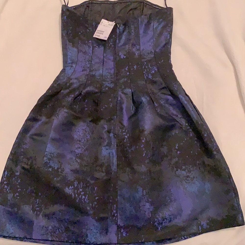 Strapless dress - Picture 2 of 3
